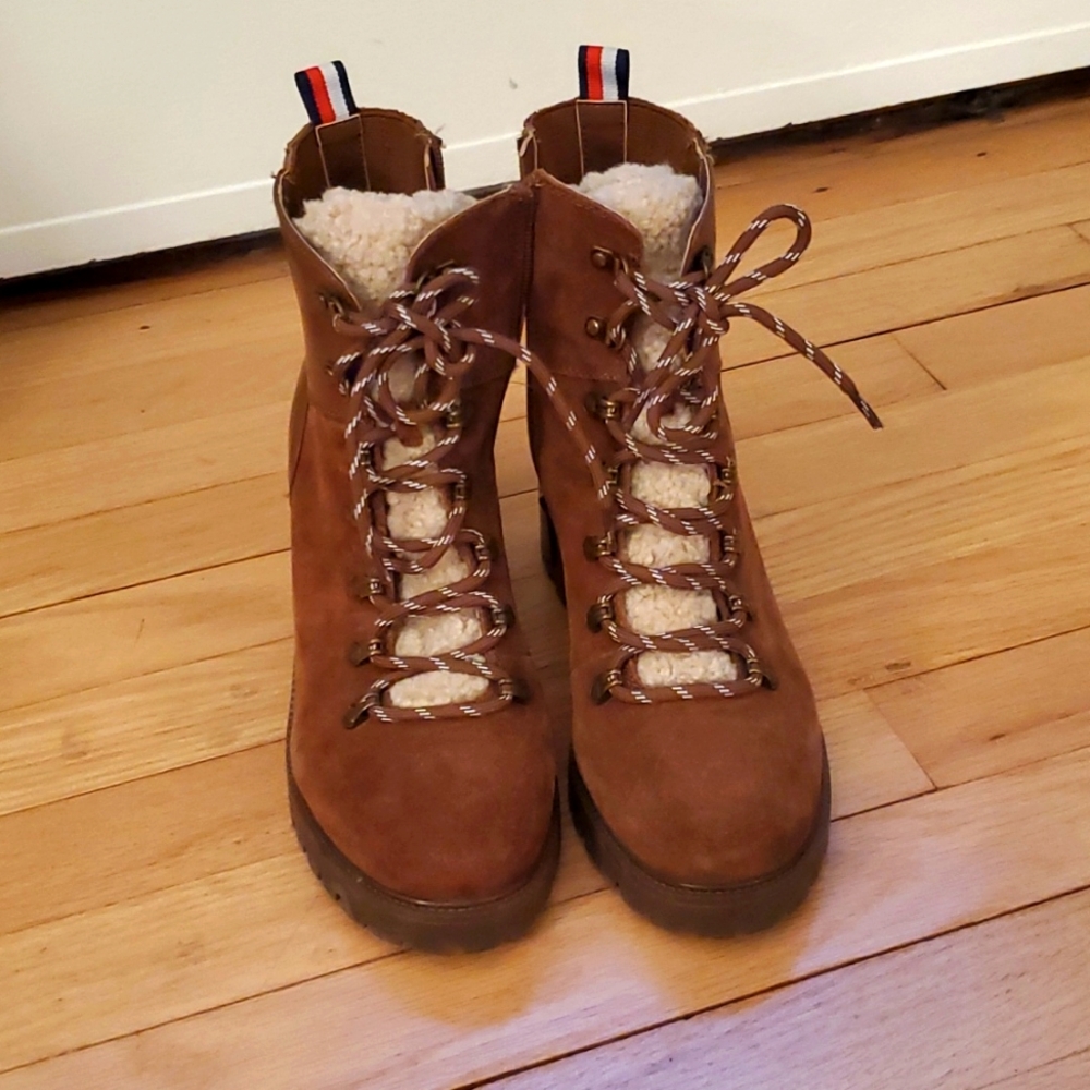 Womens Tommy Hilfiger boots